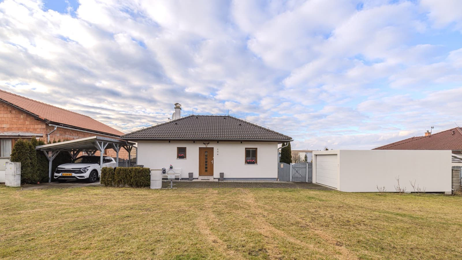 Bungalov s garáží